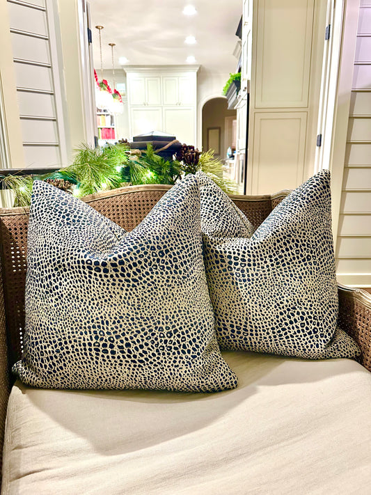 Navy throw