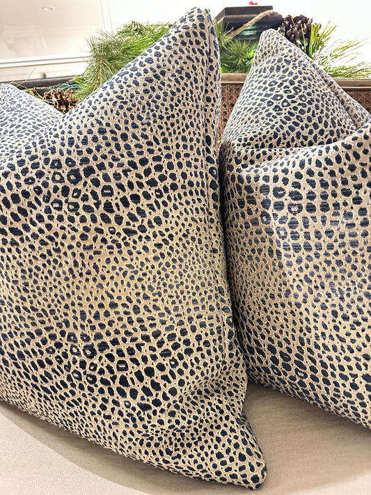 Navy throw